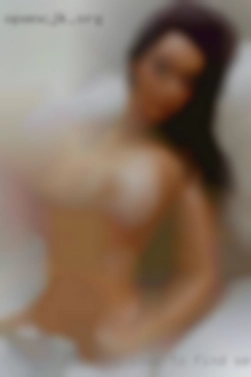 I love to suck cock and find sex in Westland make a man cum.
